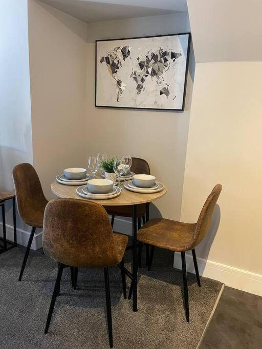 Poplar House-2Bedroom House In Town Centre With Free Parking By Shortstays4U キングズ・リン エクステリア 写真